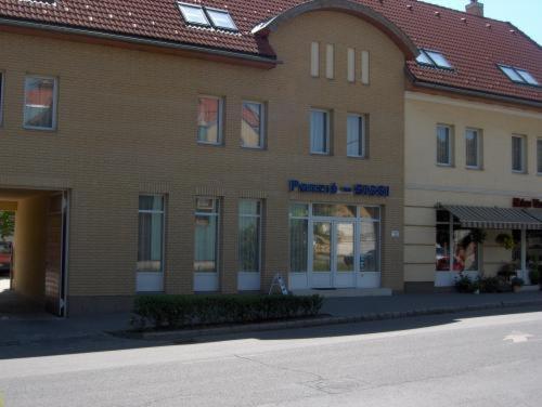 Panzio Sissi Hotel Godollo Exterior photo
